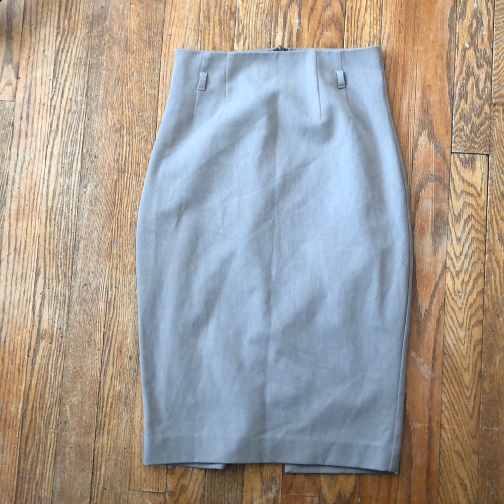 High waisted pencil skirt